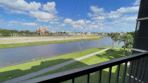 Huntington Towers, 7370 S Oriole Blvd #406, Delray Beach, Florida 33446, image 1