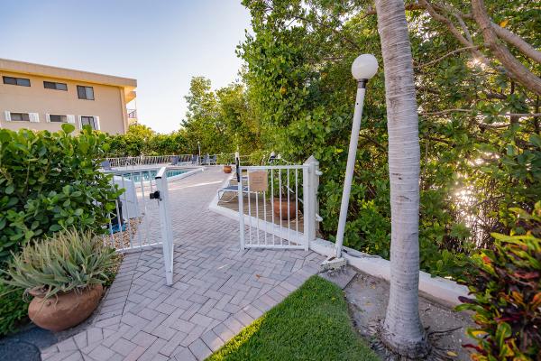 Barbican, 3601 S Ocean Blvd #301, South Palm Beach, Florida 33480, image 2