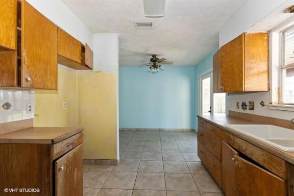 Bayshore Heights, 1674 SE Aires Ln, Port St. Lucie, Florida 34984, image 1