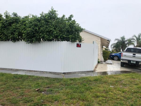 Lantana Homes, 5732 Ellis Hollow Rd E, Lake Worth, Florida 33463, image 1