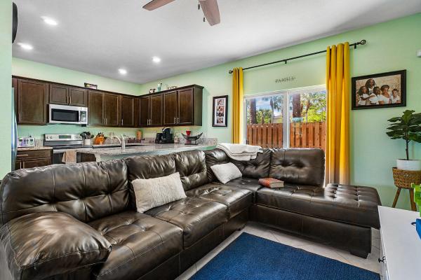 Charleston Commons, 5378 Ashley River Rd, West Palm Beach, Florida 33417, image 1
