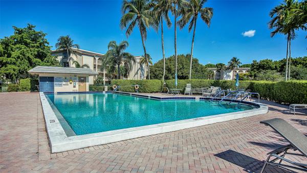Martinique Village, 4702 Martinique Dr #C4, Coconut Creek, Florida 33066, image 1