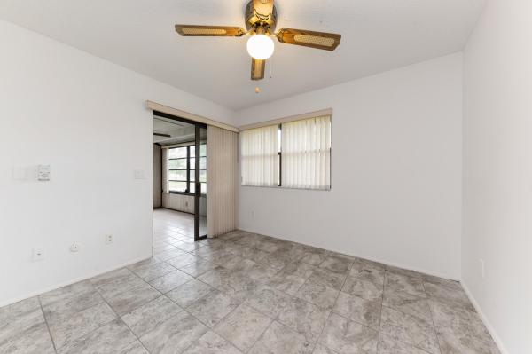 Strathmore Gate, 35 Copper Pod Ct, Royal Palm Beach, Florida 33411, image 2