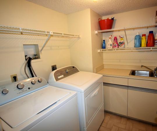 Versailles Court At The Fountains Country Club, 4770 Fountains Dr S #407, Lake Worth, Florida 33467, image 1