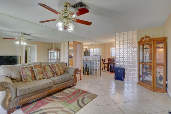 Carver Ranches, 5300 SW 20th St, West Park, Florida 33023, image 1
