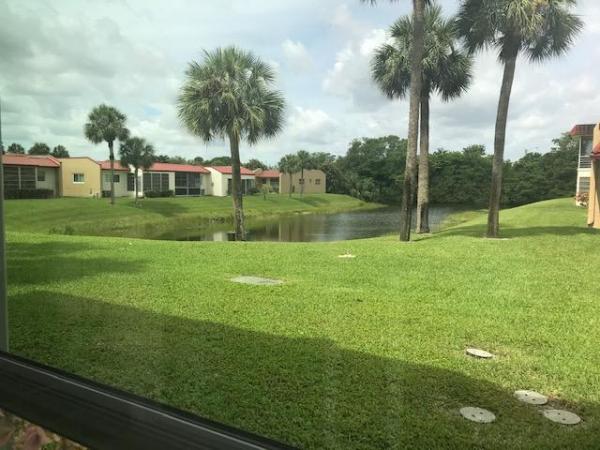 Golden Lakes Village, 172 Lake Carol Dr, West Palm Beach, Florida 33411, image 2