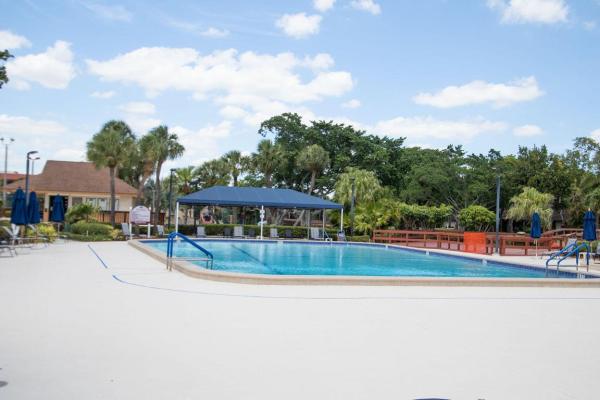 Clearbrook Village, 10039 53rd Way S #2304, Boynton Beach, Florida 33437, image 1