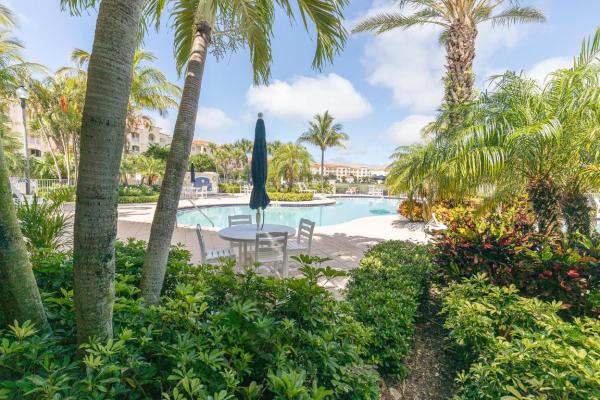 Harbour Isle East, 37 Harbour Isle Dr #303, Fort Pierce, Florida 34949, image 3