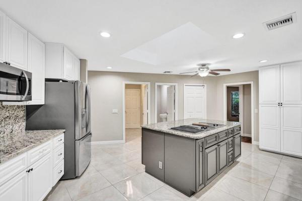 Marlwood Estates, 26 Sheldrake Ln, Palm Beach Gardens, Florida 33418, image 1