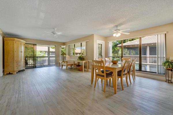 Golf Villas, 507 Brackenwood Pl, Palm Beach Gardens, Florida 33418, image 1