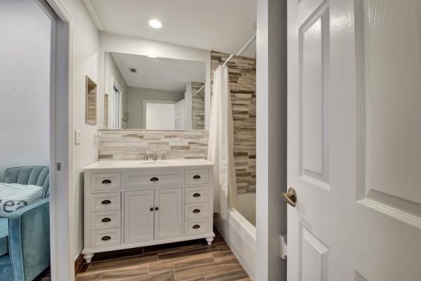 Harbourside, 1101 Beach Rd #F, Palm Beach Shores, Florida 33404, image 1