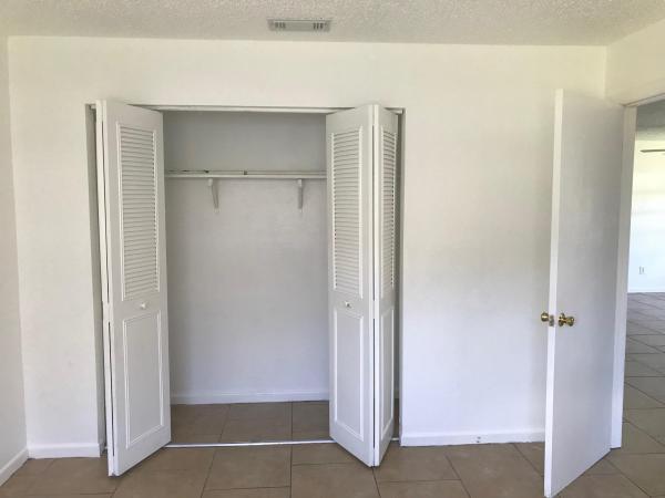 San Lucie Plaza, 2811 Jefferson Pkwy, Fort Pierce, Florida 34946, image 1