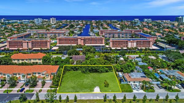 Del Raton Park, 2621 Frederick Blvd, Delray Beach, Florida 33483, image 1