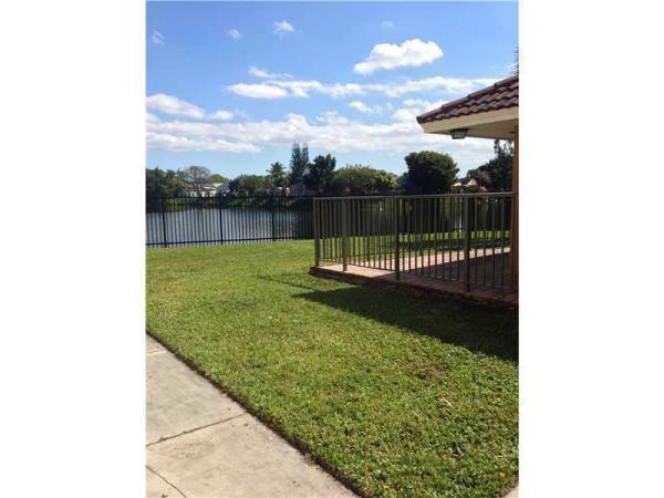 Magnolia Lane, 7427 SW 152nd Ave #12-102, Kendall West, Florida 33193, image 3