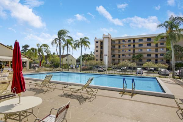 Lucerne Greens, 4715 Lucerne Lakes Blvd #204, Lake Worth, Florida 33467, image 1
