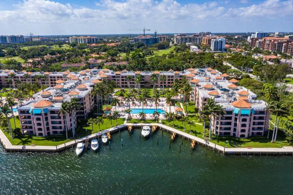 Mizner Court, 140 SE 5th Ave #348, Boca Raton, Florida 33432, image 2