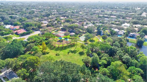 Colonnade At Glen Oaks, 2516 NW 44th Ct, Boca Raton, Florida 33434, image 1