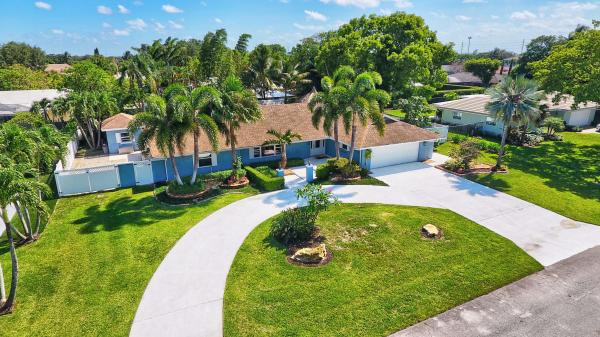 Lake Eden, 926 SW 37th Ct, Boynton Beach, Florida 33435, image 2