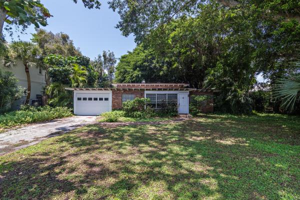 Ellamar, 221 Ellamar Rd, West Palm Beach, Florida 33405, image 1