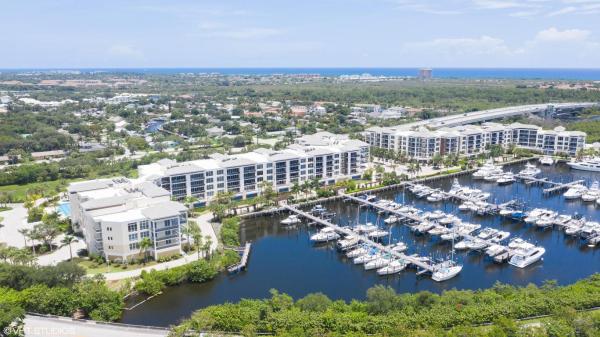 Azure, 2720 Donald Ross Rd #202, Palm Beach Gardens, Florida 33410, image 2