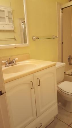 Golden Lakes Village, 126 Lake Rebecca Dr, West Palm Beach, Florida 33411, image 1