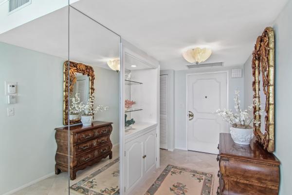 Banyan House, 1225 S Ocean Blvd #205, Delray Beach, Florida 33483, image 1