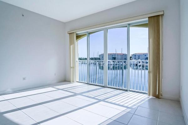 Harbour Isle West, 12 Harbour Isle Dr #206, Fort Pierce, Florida 34949, image 2