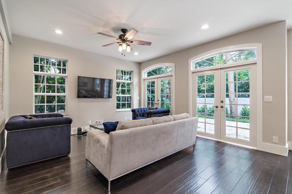 El Cid Court, 200 Avila Rd, West Palm Beach, Florida 33405, image 2