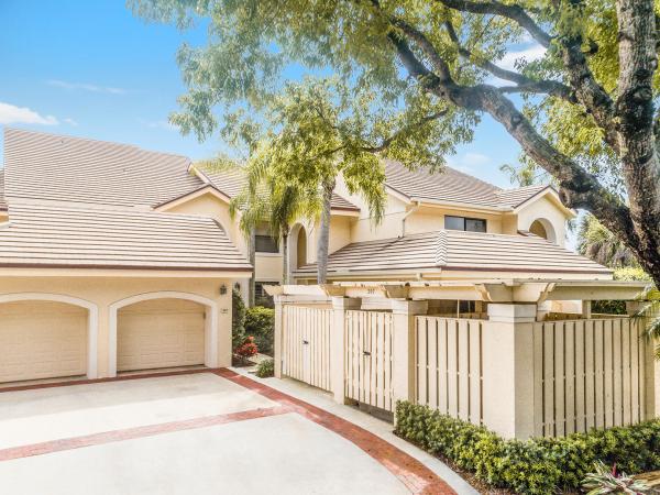 West Bay At Jonathan's Landing, 3911 Schooner Pointe Dr #207, Jupiter, Florida 33477, image 1