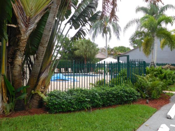 Cinnamon, 5197 Peppercorn St, Palm Beach Gardens, Florida 33418, image 2