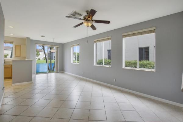 Thousand Oaks, 3111 Laurel Ridge Cir, Riviera Beach, Florida 33404, image 2