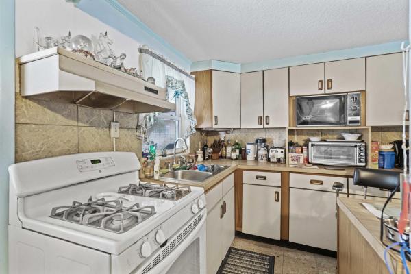Ridge Grove, 1183 S Ridge Rd, Lake Worth, Florida 33462, image 1