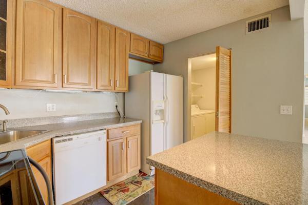 Pine Ridge North 2, 602 Sea Pine Way #D1, Greenacres, Florida 33415, image 2