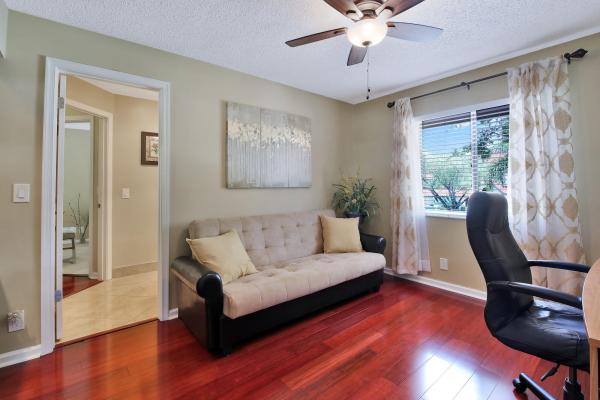 Lexington Green, 10 Lexington Ln E #E, Palm Beach Gardens, Florida 33418, image 2