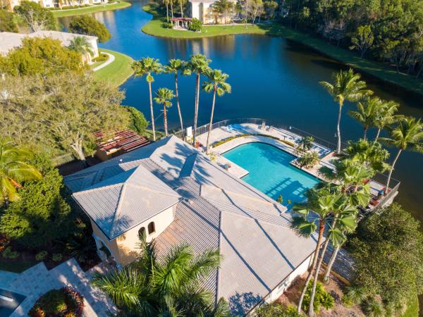 Grand View At Crestwood, 700 S Crestwood Ct #701, Royal Palm Beach, Florida 33411, image 2