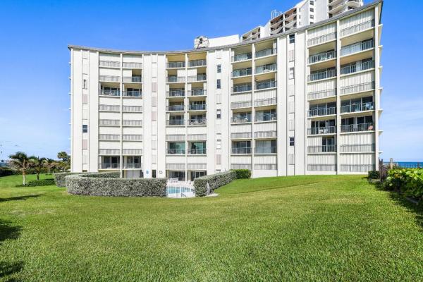 Sea Dunes, 5400 N Ocean Dr #6B, Riviera Beach, Florida 33404, image 2