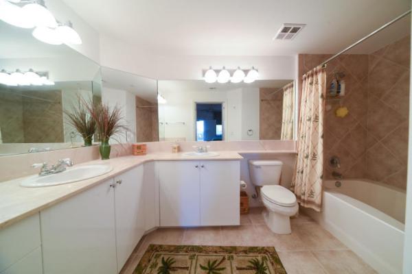 The Moorings At Lantana, 806 E Windward Way #203, Lantana, Florida 33462, image 2