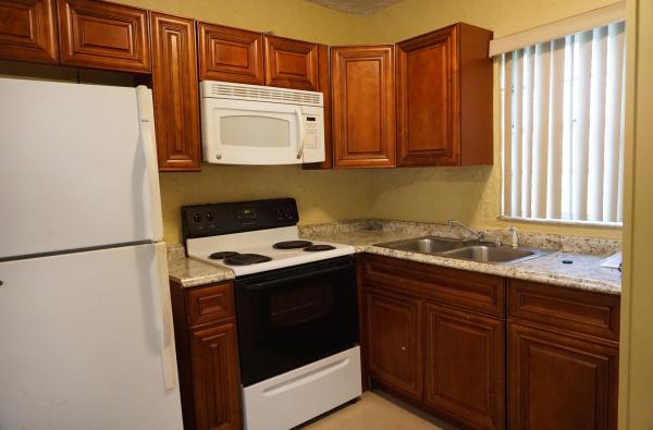 Freshwater, 821 N Tamarind Ave, West Palm Beach, Florida 33401, image 2