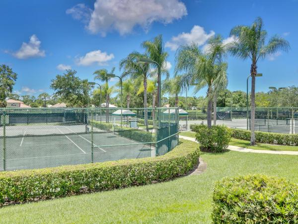 Quail Run Village, 9450 Meadowood Dr #101, Fort Pierce, Florida 34951, image 3