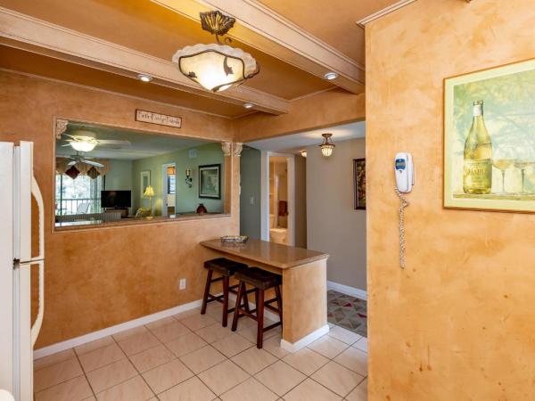 The Palms Of Deer Creek, 2440 Deer Creek Country Club Blvd #204-C, Deerfield Beach, Florida 33442, image 3