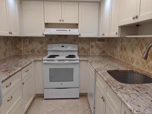 Royal Saxon, 2840 S Ocean Blvd #1080, Palm Beach, Florida 33480, image 3