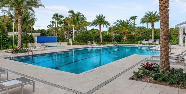 Azure, 2700 Donald Ross Rd #305, Palm Beach Gardens, Florida 33410, image 2