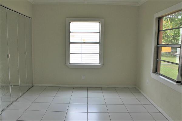 416 W Circle Dr, Florida 33440, image 2