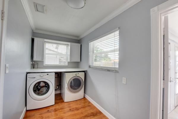 Boca Raton Square, 1119 SW 14th St, Boca Raton, Florida 33486, image 1