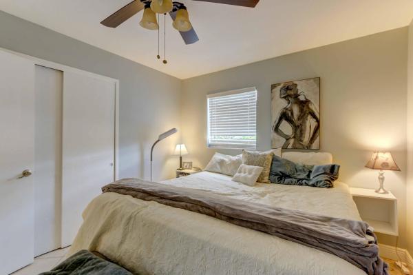 Kelsey City, 854 Northern Dr, Lake Park, Florida 33403, image 1