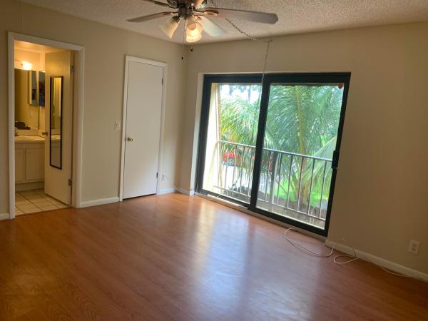 Waterside Estates, 2419 Waterside Dr, Lake Worth, Florida 33461, image 2