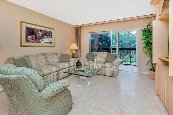 Huntington Lakes 3, 7146 Huntington Ln #406, Delray Beach, Florida 33446, image 2