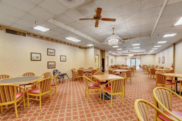 Huntington Lakes 4, 7321 Amberly Ln #202, Delray Beach, Florida 33446, image 2