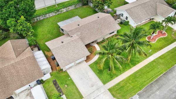 South Shore Of Wellington, 1175 Sachem Head Ter, Wellington, Florida 33414, image 2