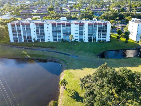 Poinciana Place 3, 3597 Birdie Dr #301, Lake Worth, Florida 33467, image 1